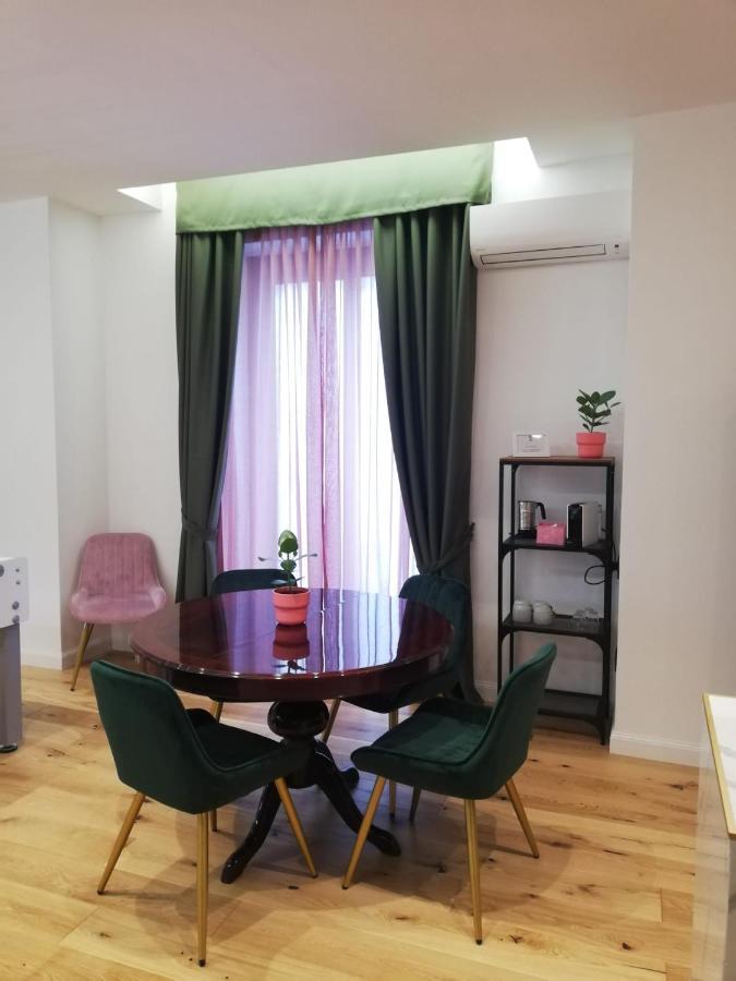 President Plaza Vip Suite Spa By Babylon Stay Nápoly Kültér fotó