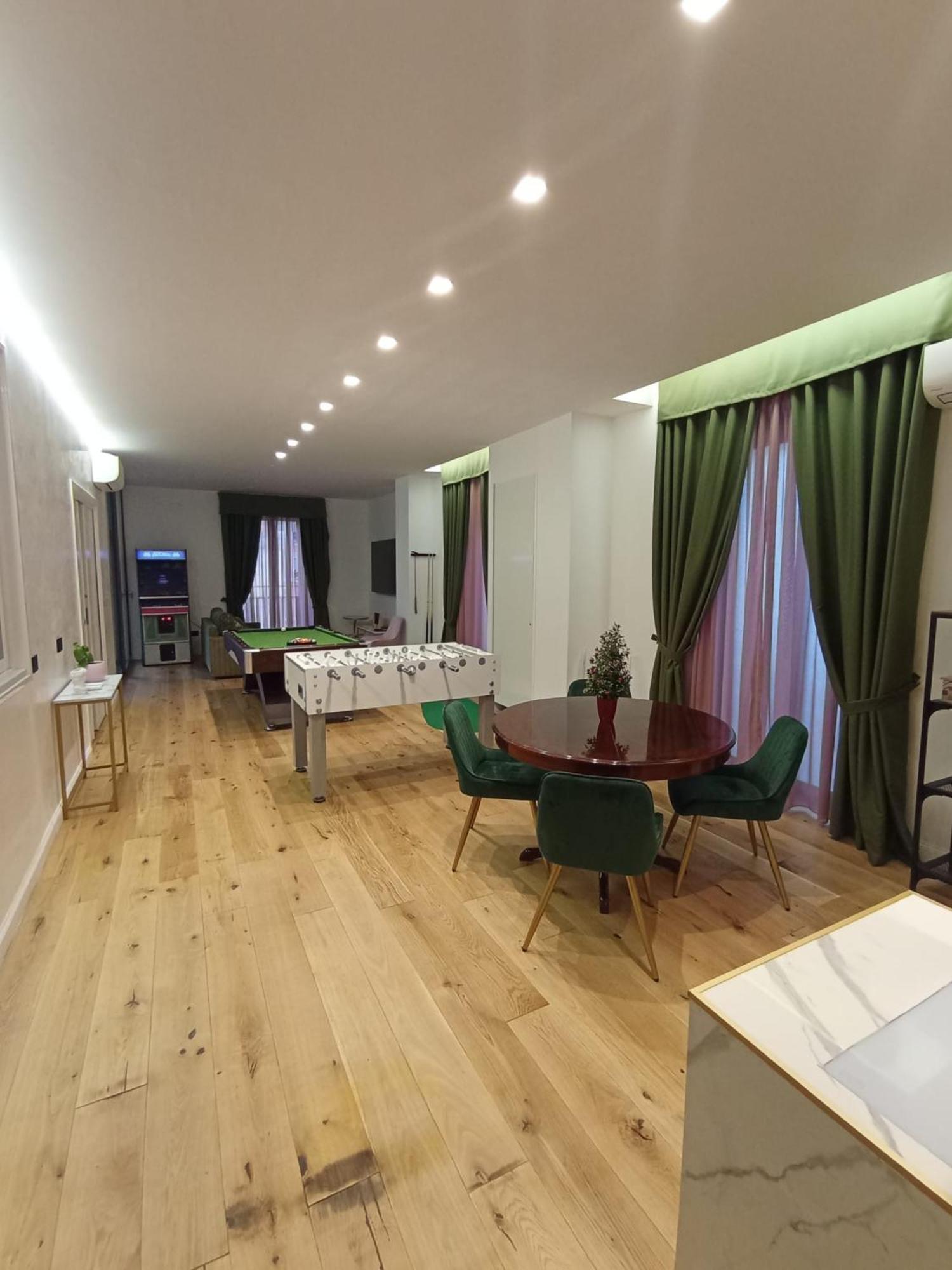President Plaza Vip Suite Spa By Babylon Stay Nápoly Kültér fotó