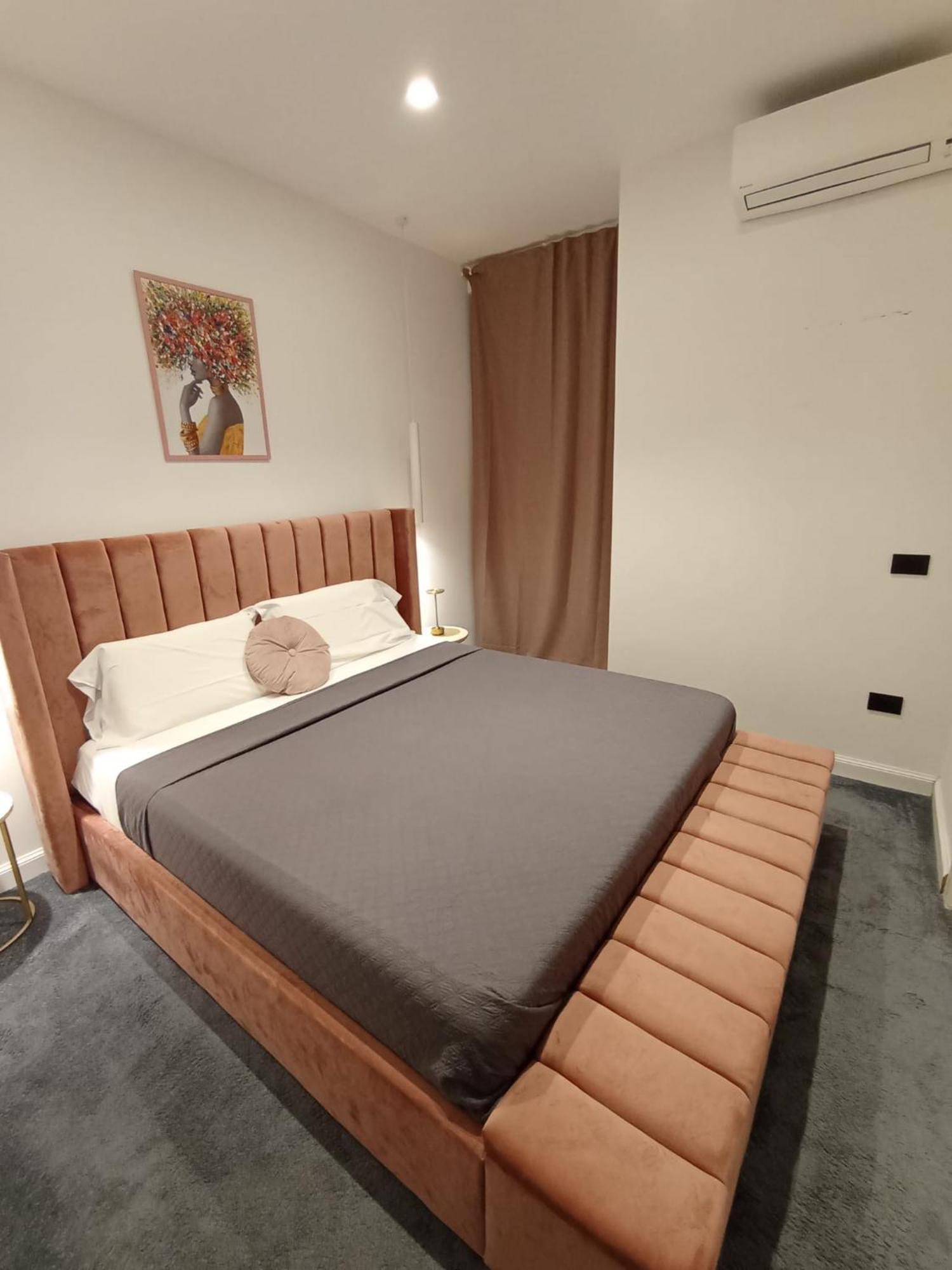 President Plaza Vip Suite Spa By Babylon Stay Nápoly Kültér fotó