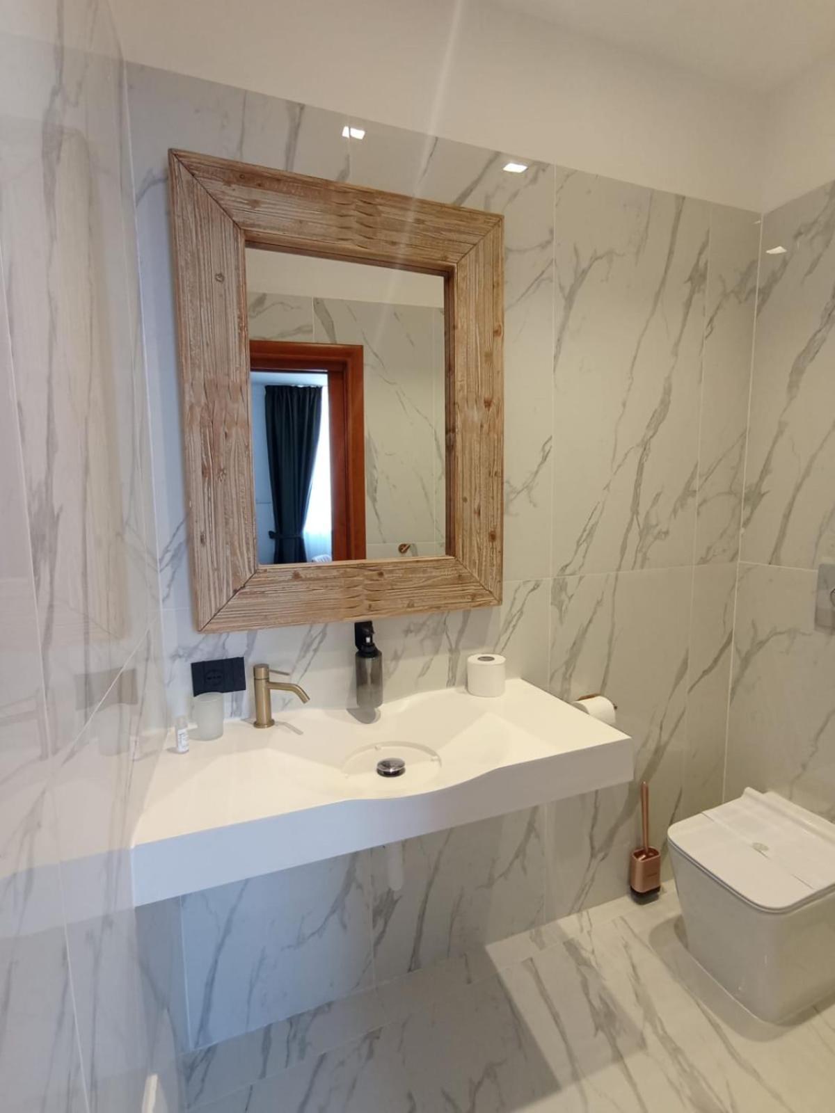 President Plaza Vip Suite Spa By Babylon Stay Nápoly Kültér fotó
